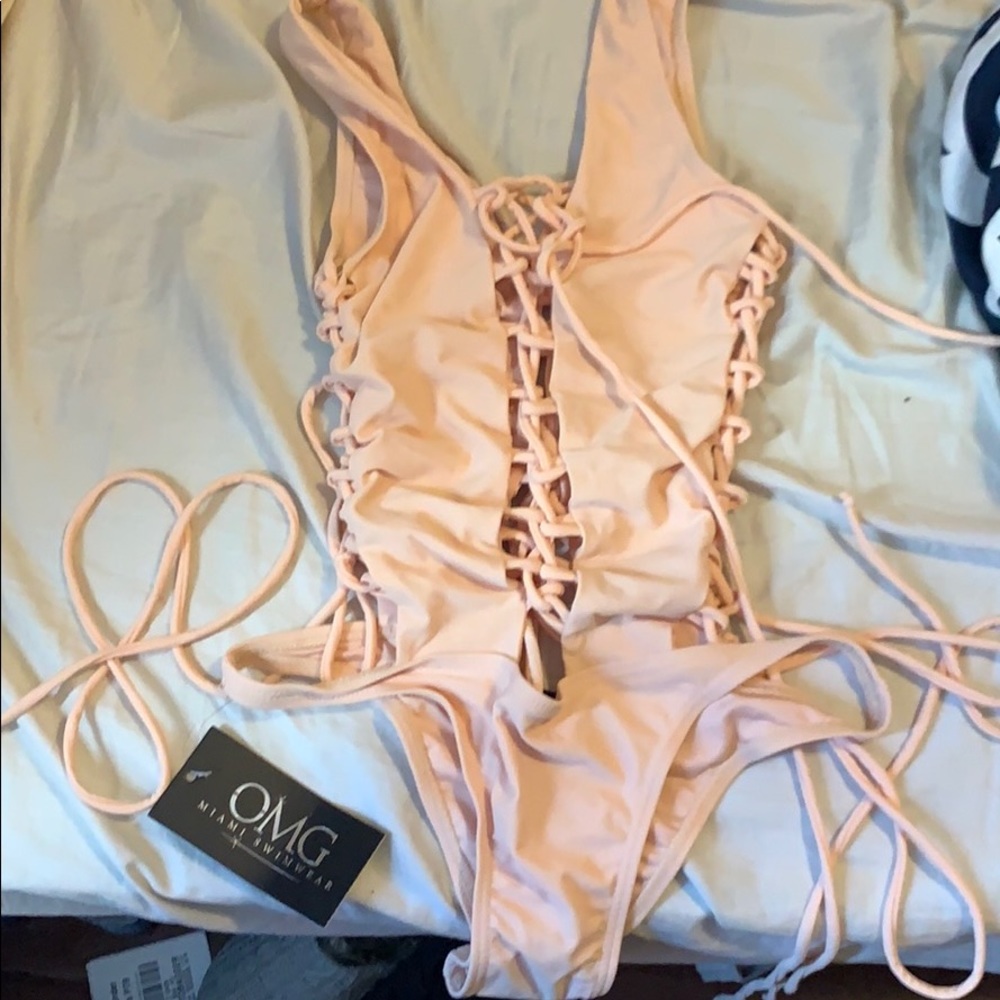 Hot Miami Styles Small One Piece Bathing Suit